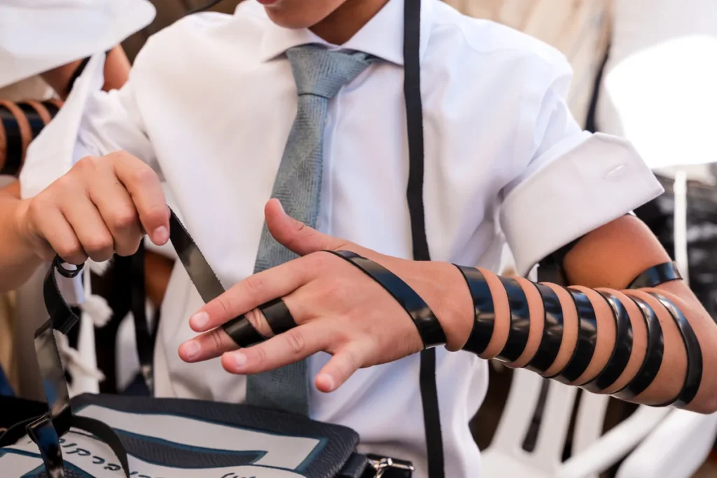 La lectura de la Torá del bar mitzvá
