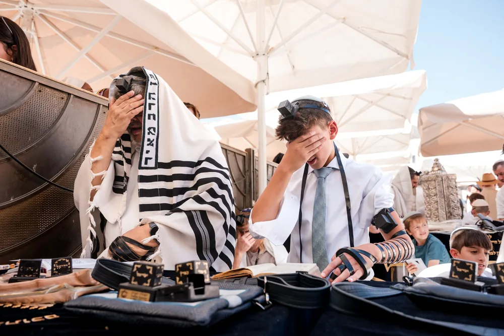 La lectura de la Torá del bar mitzvá